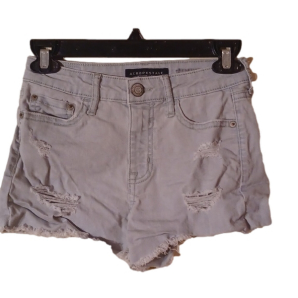 Aeropostale high waisted shorty distressed shorts. Size 00. Good used condition.